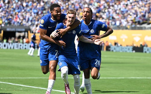 Chelsea lên đỉnh thế giới cùng bộ đôi Pa-Pe