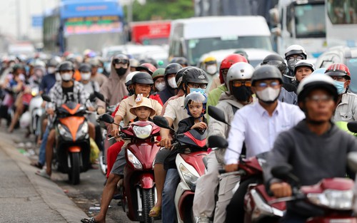 TP. Hồ Chí Minh nghiên cứu phương án hạn chế xe phát thải cao tại khu vực ô nhiễm