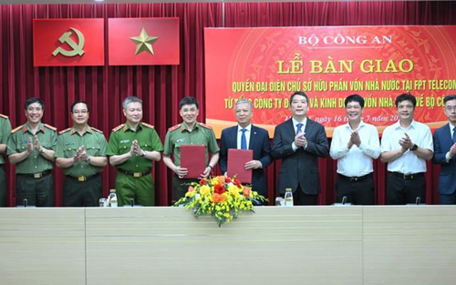 Bàn giao quyền đại diện chủ sở hữu phần vốn nhà nước tại FPT Telecom về Bộ Công an