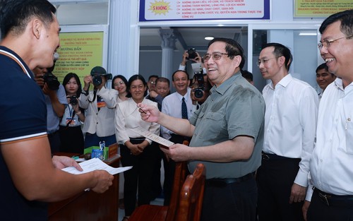 Thủ tướng kiểm tra mô hình chính quyền địa phương 02 cấp tại An Giang