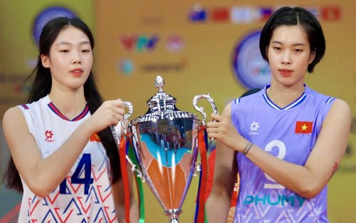 Tin nóng thể thao sáng 25/7: Hiện tượng bóng chuyền Việt Nam 17 tuổi cao gần 1m9 đoạt 2 chức vô địch trong 2 tháng