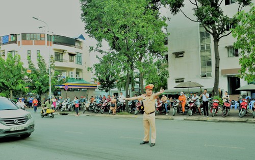 Công khai số điện thoại tiếp nhận thông tin của Cục trưởng và Trưởng phòng Cảnh sát giao thông 34 tỉnh, thành phố