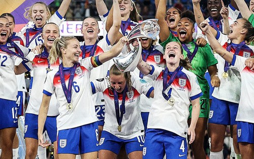 Thắng nhà vô địch World Cup, tuyển nữ Anh giành chức vô địch châu Âu