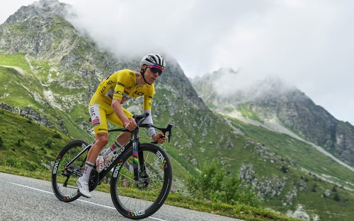 Tadej Pogacar đã thống trị Tour de France 2025 như thế nào?