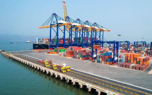 Thủ tướng chỉ đạo đẩy mạnh nhiệm vụ, giải pháp nhằm thực hiện mục tiêu tăng trưởng kinh tế năm 2025