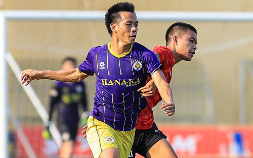 Tiền vệ Việt kiều ‘sốc’ nhiệt trong trận ra mắt CLB Ninh Bình