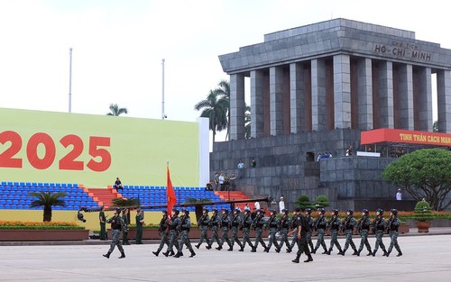 Trước giờ Tổng hợp luyện diễu binh, diễu hành lần thứ nhất 
