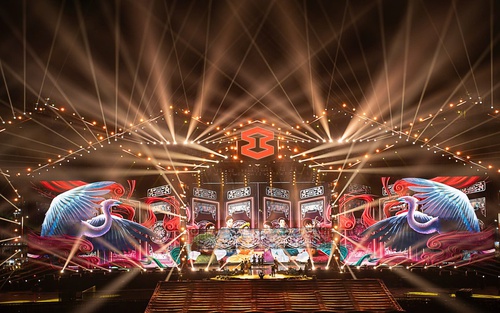Đại nhạc hội “Moments of Wonder”: SOOBIN, Hòa Minzy chung sân khấu dàn sao quốc tế