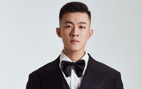 Đoàn Công Vinh dự thi Mr International 2025