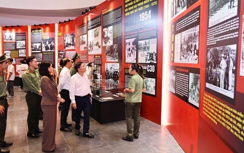 Khai mạc Triển lãm “Công an nhân dân Việt Nam - 80 năm vì bình yên cuộc sống”