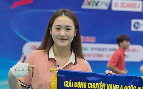 Đinh Thị Vân và hành trình nghị lực của chuyền hai mất 1 ngón tay