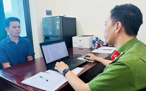 Giao xe máy cho con gây tai nạn chết người, bố bị khởi tố