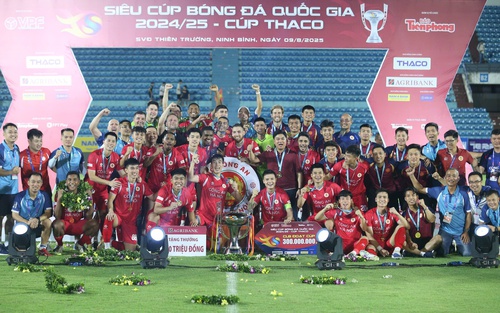 HLV Polking nói được, làm được khi CAHN FC thắng Nam Định, giành siêu cúp Quốc gia 2025