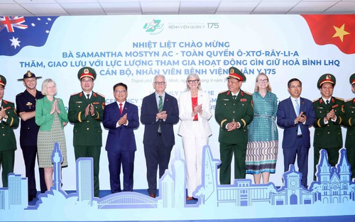 Toàn quyền Australia thăm lực lượng gìn giữ hòa bình Liên hợp quốc của Việt Nam