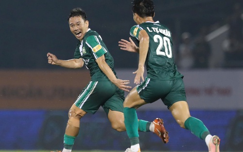 Công Phượng không còn áp lực khi HLV Việt Thắng đã có 'quân bài tẩy'