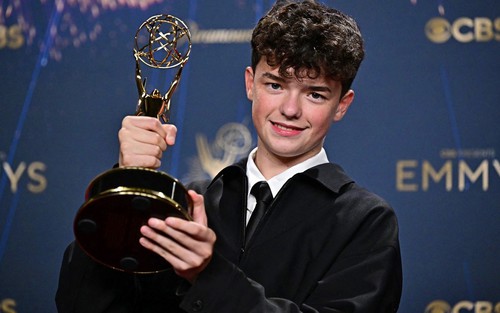 Sao nhí Owen Cooper làm nên lịch sử tại Emmy 2025