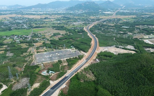Tháo gỡ khó khăn cho 4 dự án giao thông trọng điểm