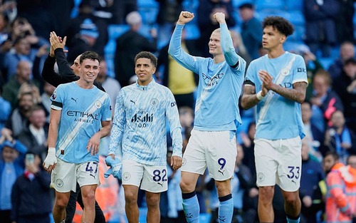 Sự hồi sinh đúng lúc của Man City
