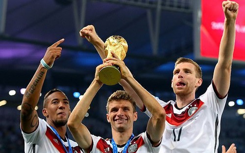 Nhà vô địch World Cup giải nghệ sau khi bị CLB hủy hợp đồng chỉ sau 3 trận đầu mùa