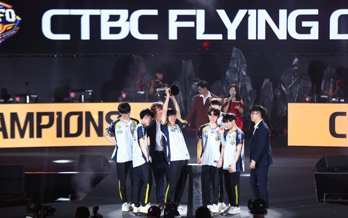 CTBC Flying Oyster vô địch LCP 2025: Hạ gục Team Secret Whales 3-0 tại Đà Nẵng