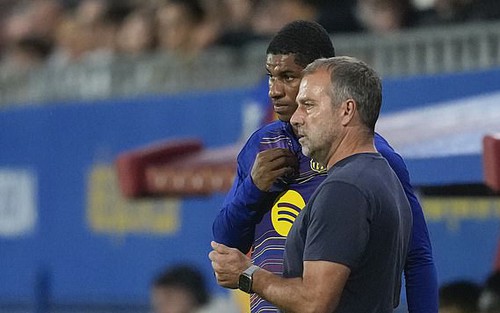 Rashford bị HLV Barca trừng phạt vì lý do từng mắc phải khi còn ở MU 