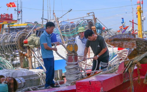 Bộ Xây dựng triển khai nhiều giải pháp khẩn cấp ứng phó bão số 9