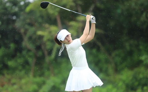 Golfer nữ xinh đẹp tô điểm cho thành công của Kohble Championship - Cúp Báo Thể thao & Văn hóa 2025