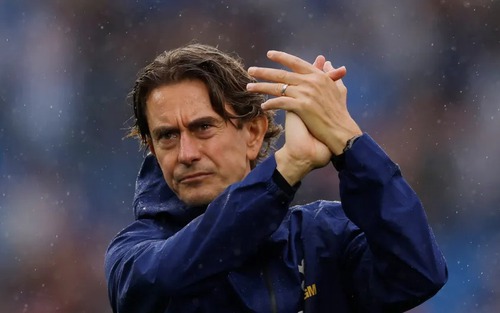 Cựu ngôi sao ca nhạc đưa mức giá kỉ lục để mua lại Tottenham, hứa 'bơm tiền' để chuyển nhượng