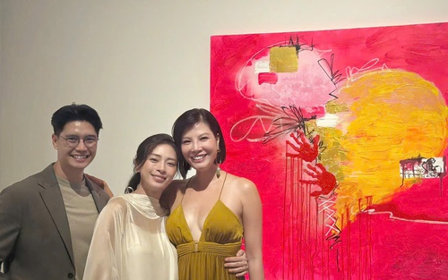 Cựu siêu mẫu Vũ Cẩm Nhung đấu giá bức tranh của Ngô Thanh Vân, dành 73 triệu đồng giúp các bé mắc bệnh tim
