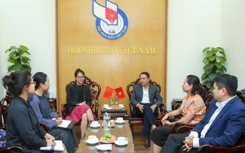 Hội Nhà báo Việt Nam tăng cường hợp tác với Tập đoàn Nhật báo Vân Nam