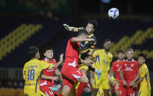 Đoàn quân HLV Lê Huỳnh Đức  gây 'sốc' cho V-League 2025/26
