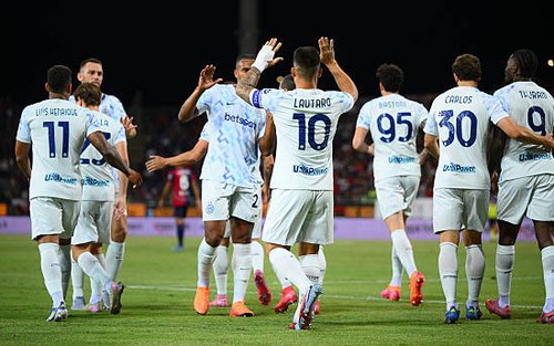 Inter Milan thắng Cagliari, Juventus mất điểm trước Atalanta ở vòng 5 Serie A