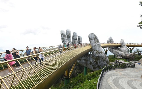 Nhiều điểm đến "hút" du khách dịp nghỉ lễ 2/9