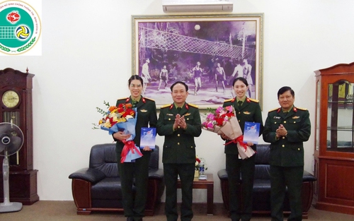 Hai tuyển thủ bóng chuyền Việt Nam nhận vinh dự đặc biệt nhờ thành tích trong học tập