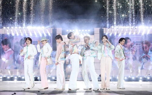 BTS tái xuất với album mới "Arirang"