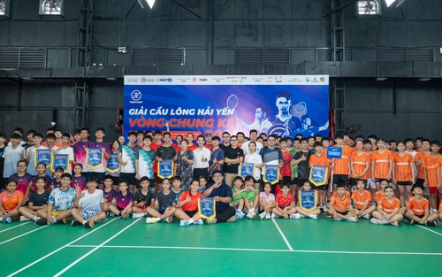 Hơn 800 VĐV tranh tài ở giải cầu lông có tiền thưởng hơn 400 triệu đồng