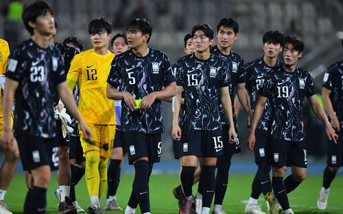 Truyền thông Hàn Quốc: 'HLV thủ môn U23 Việt Nam đã nghiên cứu kỹ cách sút 11m; U23 Hàn Quốc chơi thiếu bản sắc'