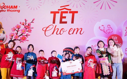 Quỹ Chạm Yêu Thương: Hành trình mang "Tết cho em" đến với trẻ em vùng cao Pá Lau
