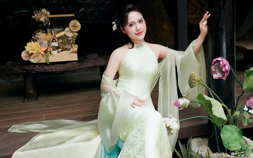NSƯT Lan Anh hạnh phúc khi học trò Mộc An ra mắt album đầu tay