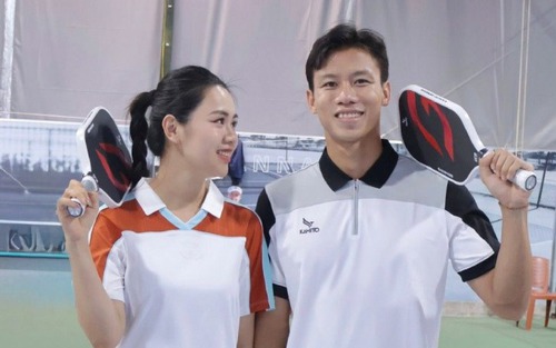 Khi V-League tạm nghỉ, pickleball trở thành 'điểm hẹn' mới của các cầu thủ Việt Nam