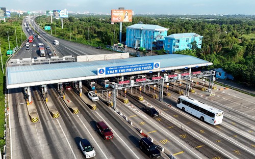 Cảnh sát giao thông đo tốc độ 24/24 giờ trên cao tốc Thành phố Hồ Chí Minh – Vân Phong