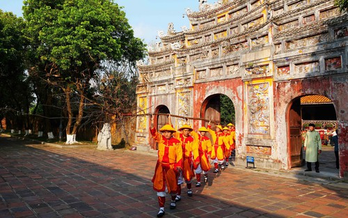 Lễ Hạ nêu khép lại Tết Nguyên đán tại Đại Nội Huế