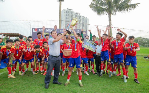 Bóng đá trẻ Việt Nam và nỗi niềm khó nói