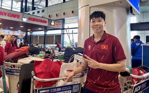 Đội tuyển Việt Nam hừng hực khí thế, lên đường săn vé World Cup