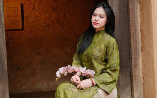 Hot girl bóng chuyền Việt Nam đẹp dịu dàng ngày đầu xuân, sẵn sàng chinh phục đỉnh cao sau cuộc hồi sinh thần kỳ