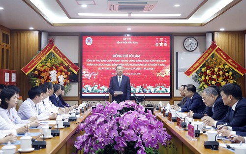 Tổng Bí thư Tô Lâm: Mỗi thầy thuốc phải là điểm tựa của người bệnh trong những thời khắc khó khăn nhất