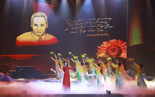 Chương trình nghệ thuật chính luận “Thủ tướng Phạm Văn Đồng - Trọn đời vì nước vì dân”