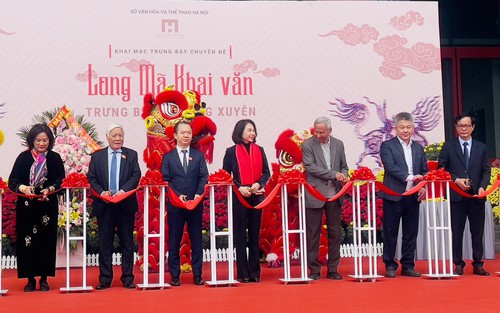 "Long Mã khai văn" chào xuân Bính Ngọ 2026