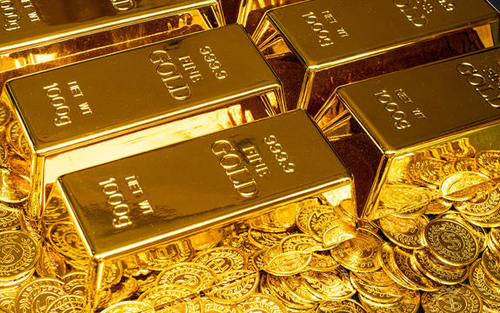 Lực mua mạnh mẽ giúp giá vàng lại vượt mốc 5.000 USD/ounce