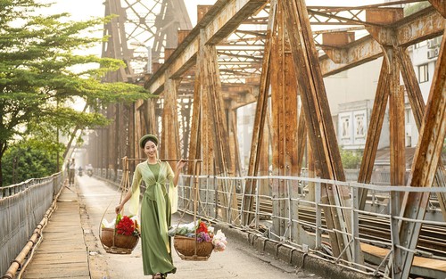 Cầu Long Biên - từ công trình giao thông tới sứ mệnh văn hóa